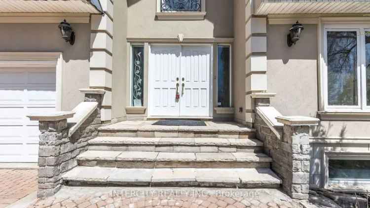 House For Sale in 10829, McVean Drive, Brampton, Ontario