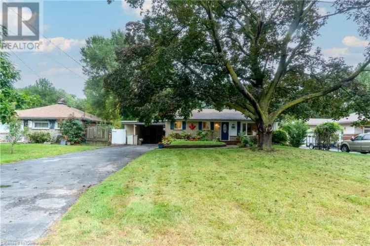 Burlington Aldershot South 3-Level Backsplit Home