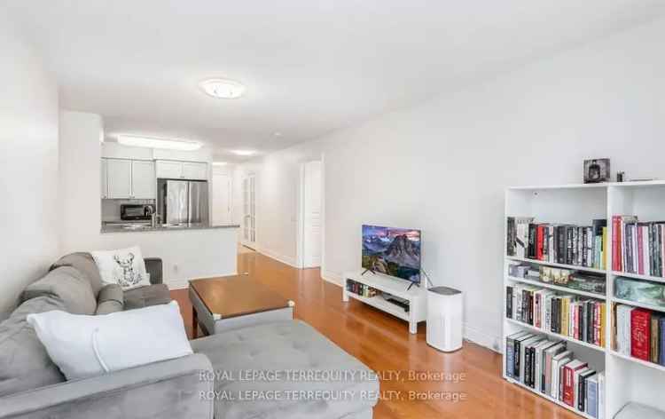 Condo For Sale in Toronto, Ontario