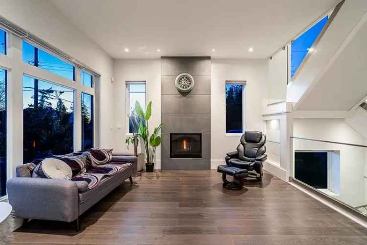 7 Bed 7 Bath House in Panorama Ridge Surrey