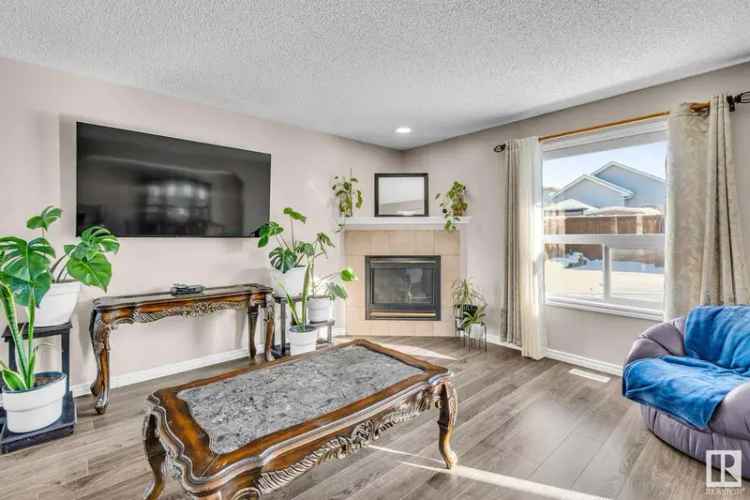 Bright 3-Bedroom Home with Spacious Deck and Double Garage