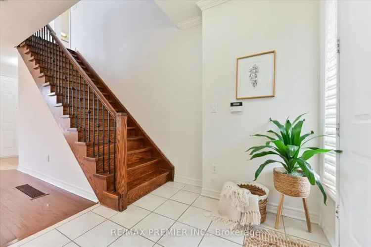 Executive 3-Storey Semi-Detached Home in Woodbridge