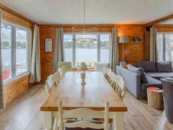 Lakefront Bungalow Sainte Seraphine 2 Beds 1 Bath