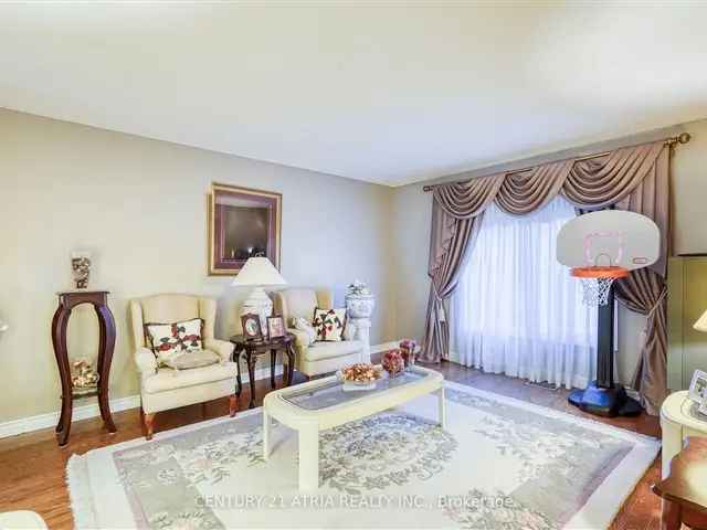 Beautiful Markham Unionville Home 4 Beds 3 Baths 3299 Sqft