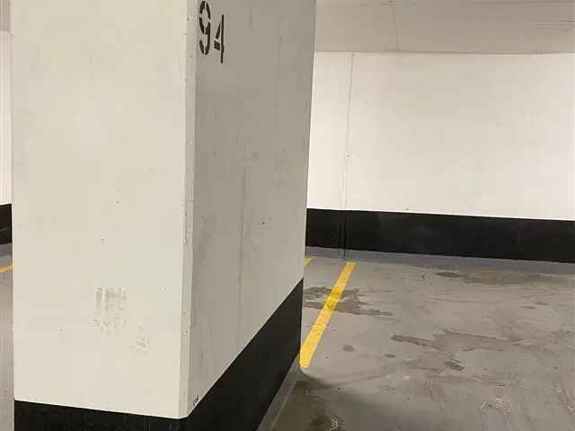 Yonge Richmond Condo Parking Space For Sale P5