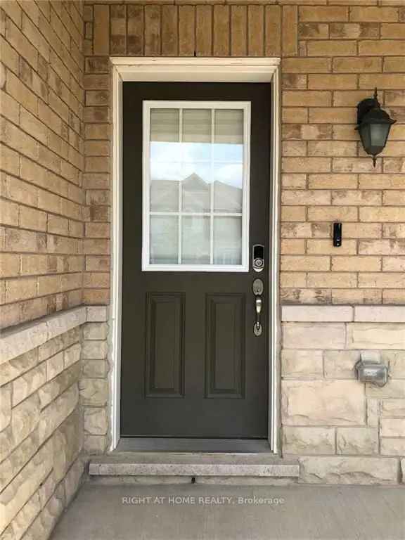 House For Sale in 933, Asleton Boulevard, Milton, Ontario