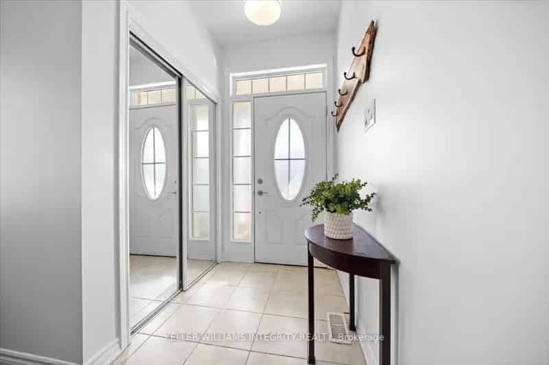 House For Sale , 542, Dundonald Drive, Ottawa, Ontario