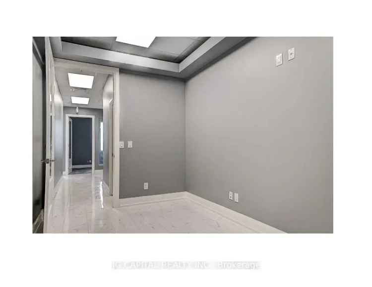 1463 Sq Ft Corner Office Condo For Sale in Mississauga