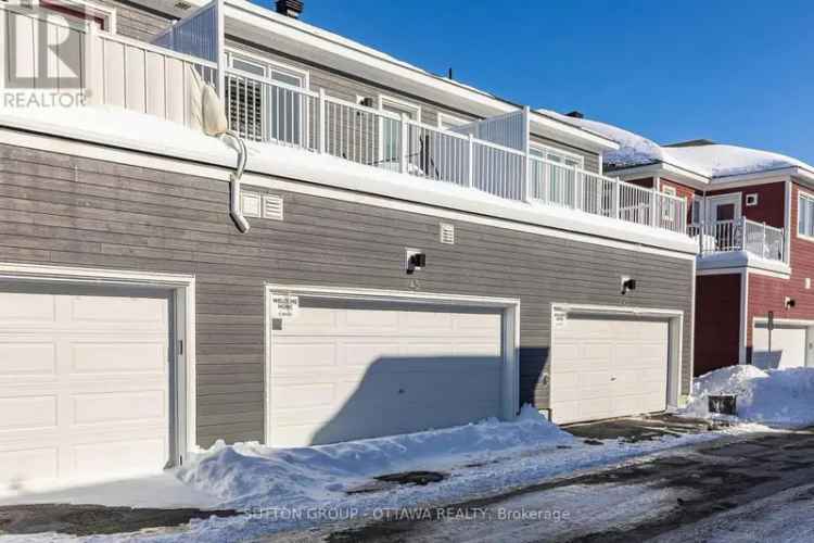 Stylish Fox Run Townhome 3 Bed 4 Bath 2 Car Garage