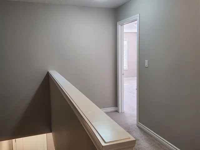 Townhouse For Rent in Midland, Ontario