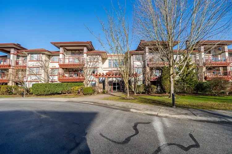 A $1,098,800.00 Apartment/Condo with 2 bedrooms in Cloverdale BC, Cloverdale