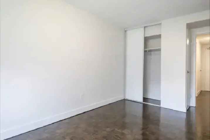 Furnished Bedroom. Downtown Toronto. $1080