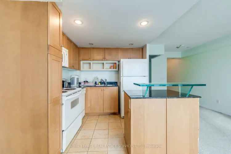 Condo For Rent in Toronto, Ontario