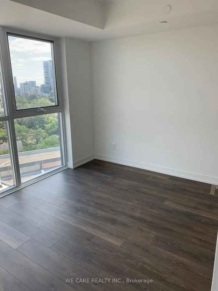 Rent Condo in Downtown Toronto with Stunning City and Lake Views