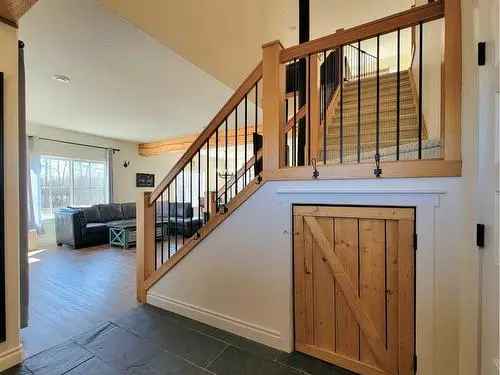Acreage Living Custom Built 5 Bed 3 Bath Home