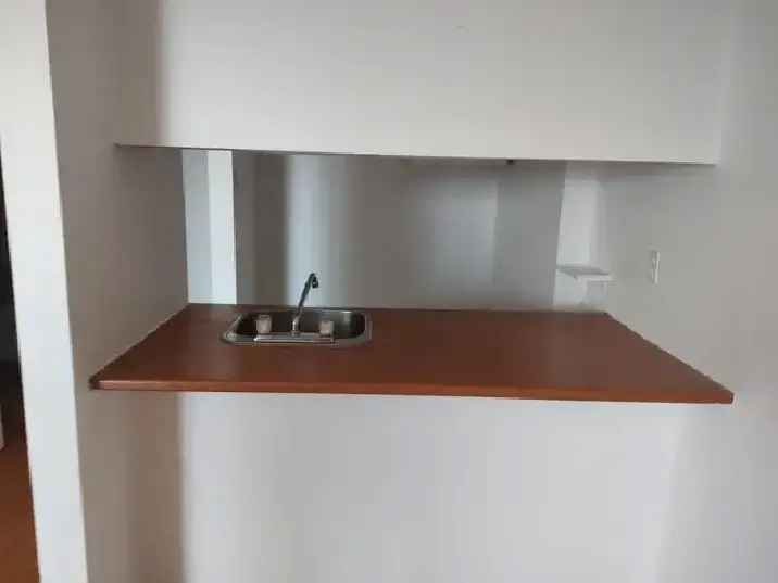 2 1/2 All Inclusive Apartment Near Pie IX Metro