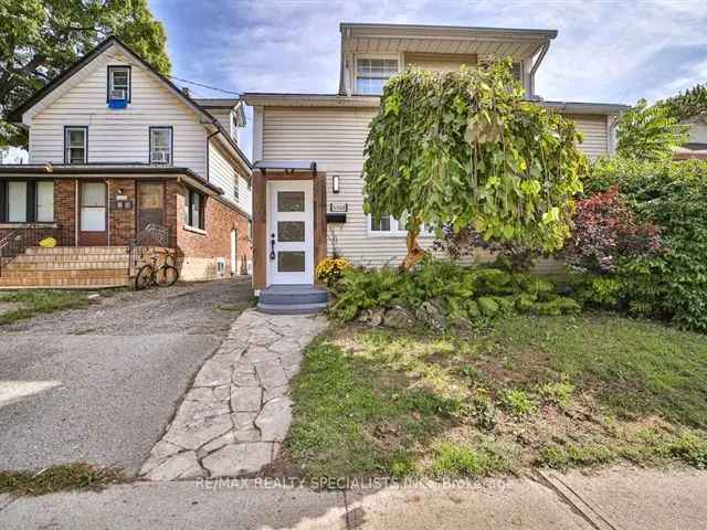 House For Sale in Niagara Falls, Ontario