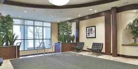 Buy Beautiful Open Concept Condo in Mississauga with Upgraded Features