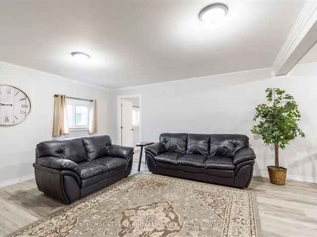 Duplex For Sale in Tweed, Ontario