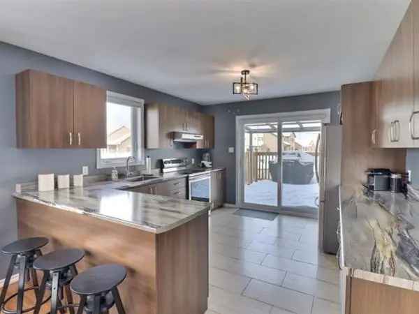 Bungalow-Semi-detached for sale (Saguenay/Lac-Saint-Jean) #RC121