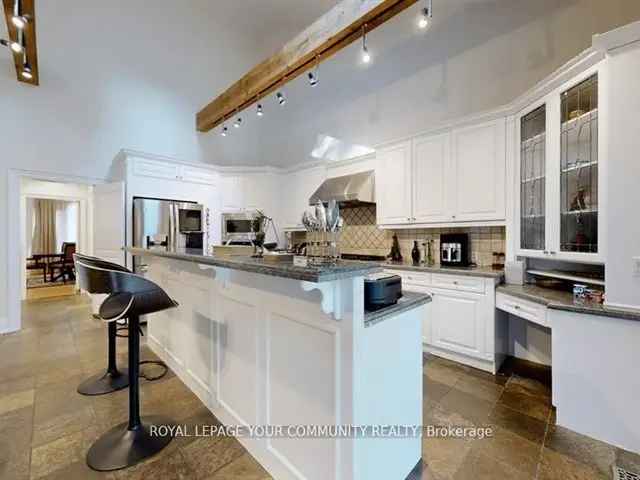 Luxury 6 Bed 6 Bath Home in South Richvale