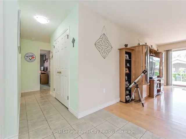 House For Sale in 60, Stanley Crescent, Centre Wellington, Ontario