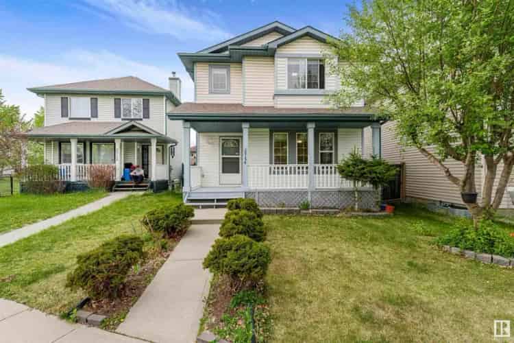 Hamptons 4-Bedroom Home with Finished Basement and Upgrades