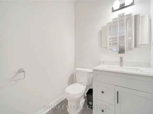 House For Sale in Oshawa, Ontario