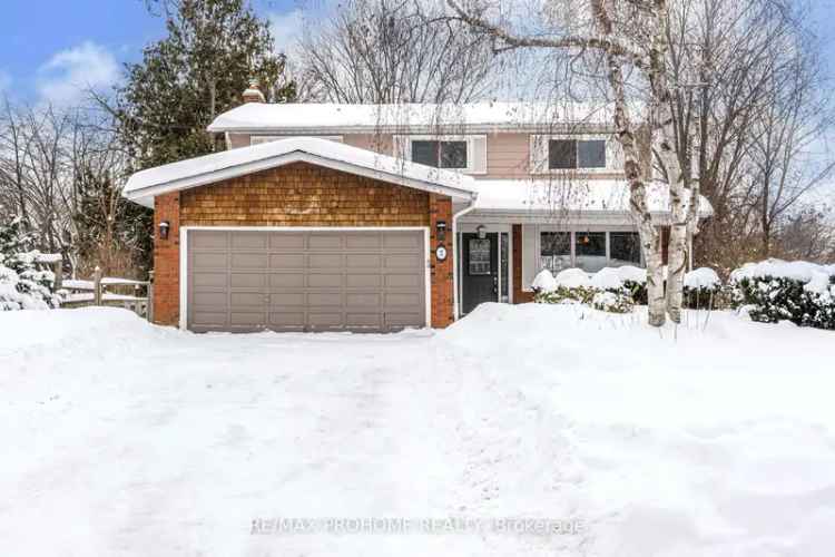 Buy Detached Family Home in Unionville with Pool and Upgrades