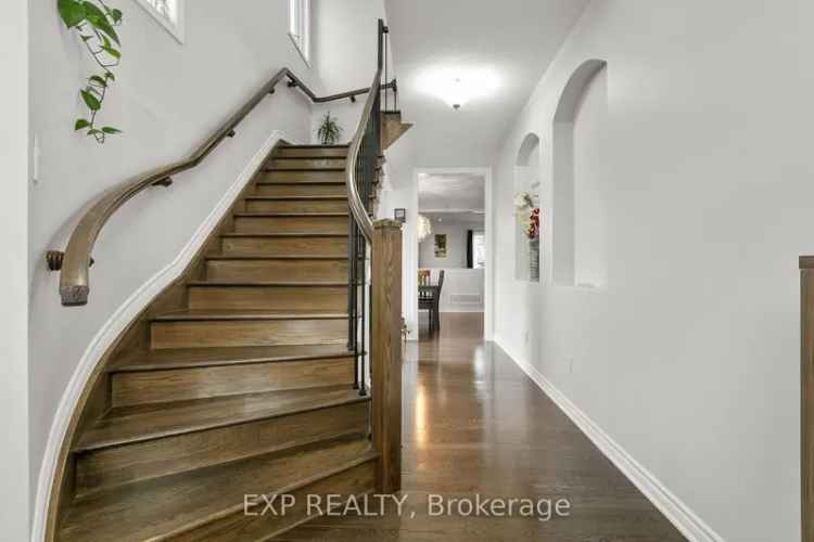 Stunning 4-Bedroom Barrhaven Home Near Park and School