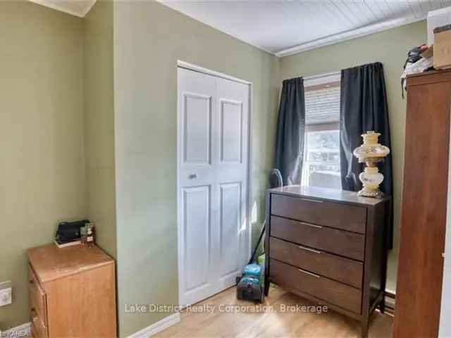 House For Sale in Central Frontenac, Ontario