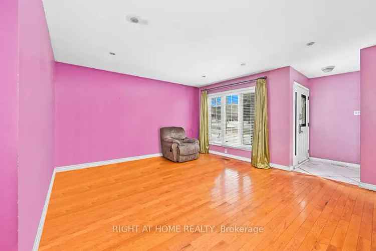 House For Sale in Toronto, Ontario