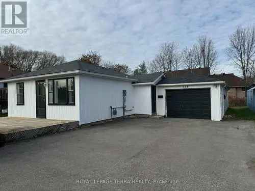 House For Sale In Barrie, Ontario