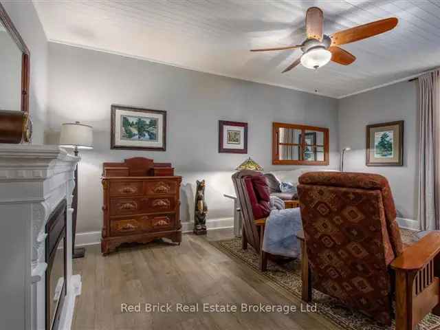 House For Sale in Centre Wellington, Ontario