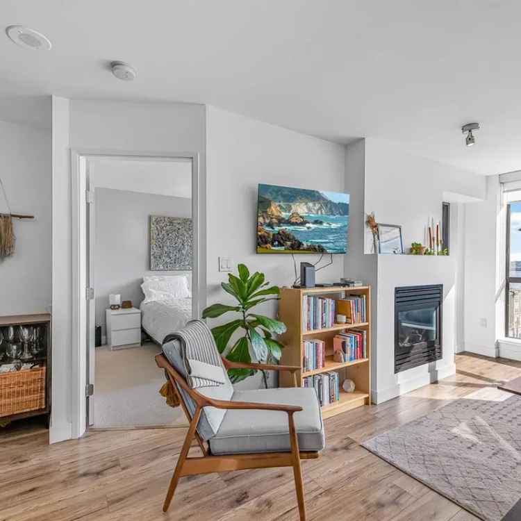 Lower Lonsdale 1 Bed + Den Condo Ocean Views