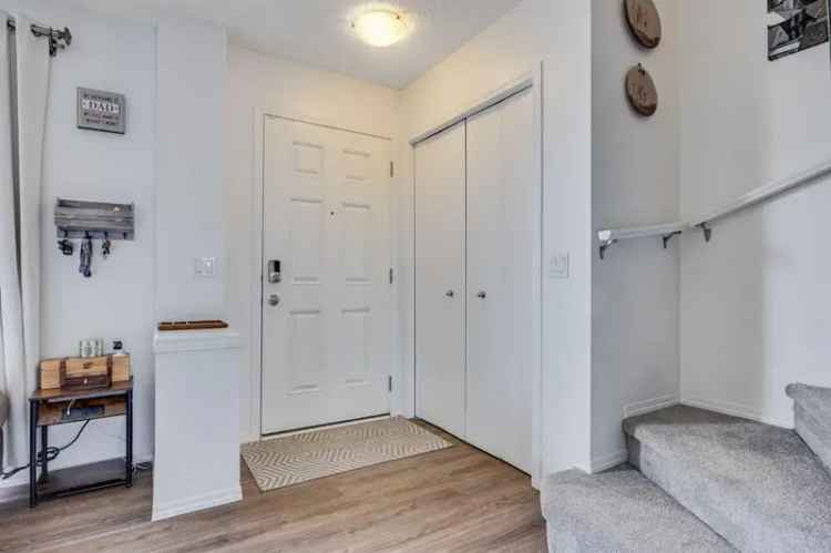 McKenzie Towne 2-Storey Home 4 Bedrooms 1125 Sqft