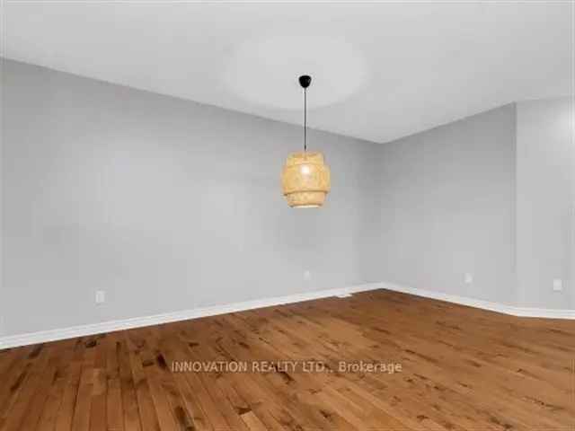 House For Sale in Ottawa, Ontario