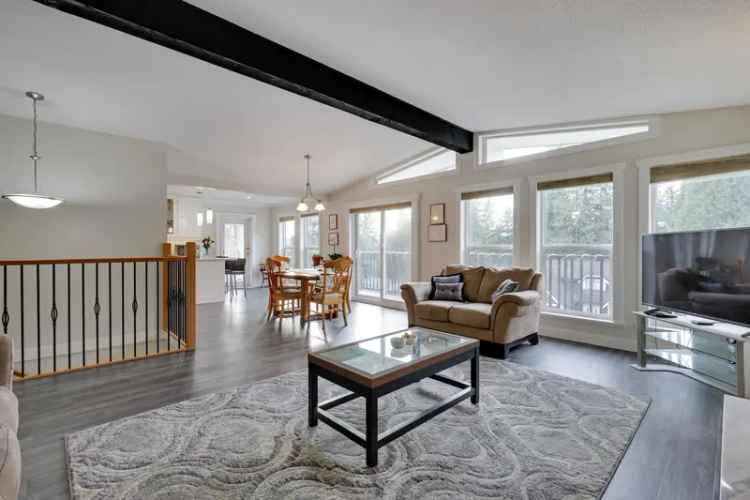 Barber Street Beauty 3300 sq ft House 3 2 1 Bedroom Suite