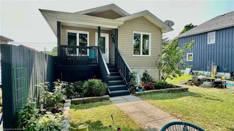 House For Sale in Gananoque, Ontario