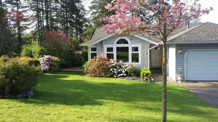 Fabulous 3 Bedroom Rancher near White Rock Beach