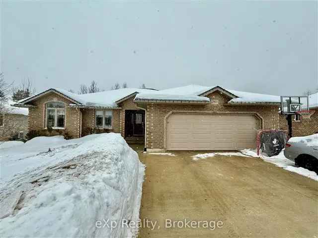 All Brick Bungalow on Oversized Ravine Lot