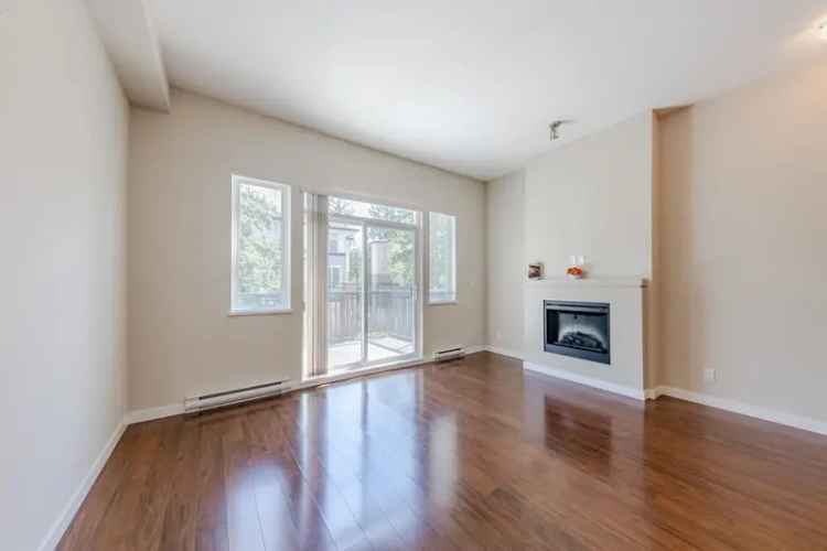 Coquitlam Townhouse for Sale: 3 Beds, 3 Baths, Resort Amenities