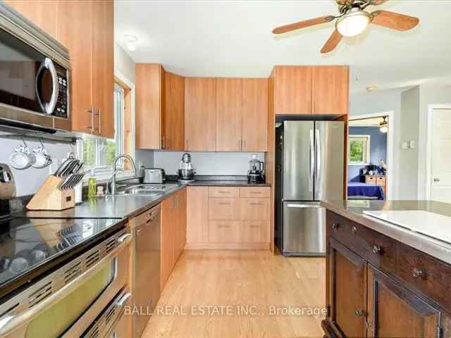 House For Sale in North Kawartha, Ontario