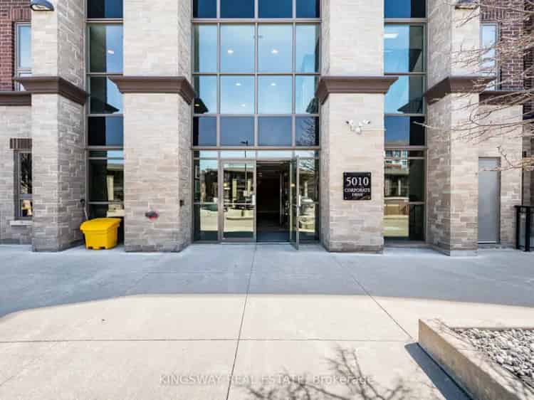 2-Bedroom 2-Bathroom Suite near Highways and Amenities