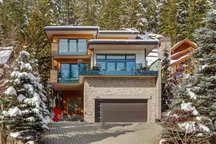 A $9,888,000.00 House/Single Family with 4 bedrooms in Blueberry Hill, Whistler