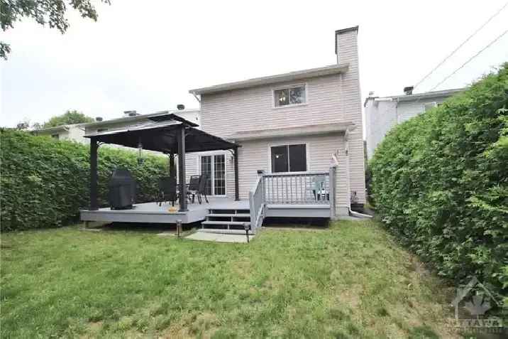 Charming 3-Bedroom Home for Rent in Kanata - Earl of March High School Zone