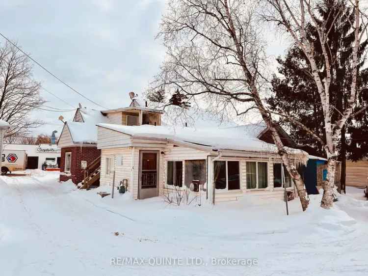 Belleville Investment Property: Four 1-Bedroom Units