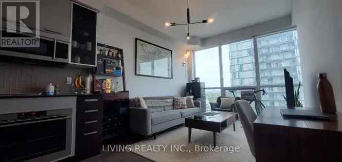 1 room apartment of 344 m² in Toronto