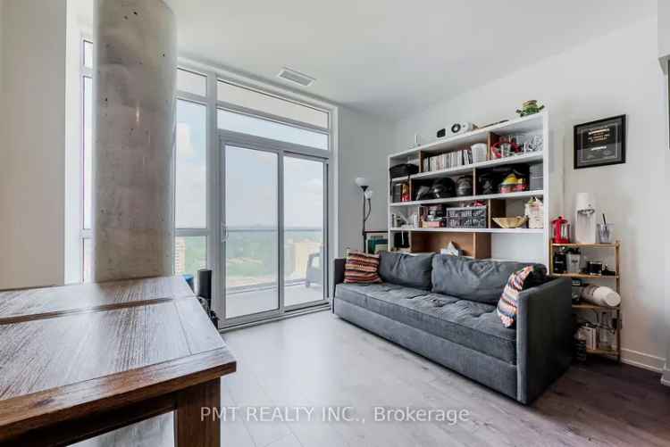 Condo For Rent in Toronto, Ontario