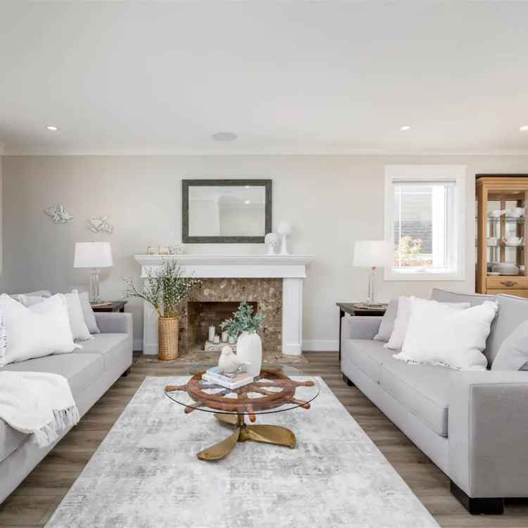 Boundary Park 3 Bed 2.5 Bath Home - Luxury Renovation